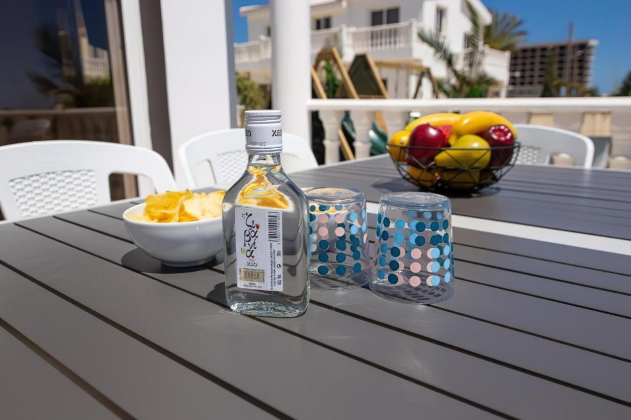 Villa Suncity Boutique Beachfront Ajia Napa Zewnętrze zdjęcie