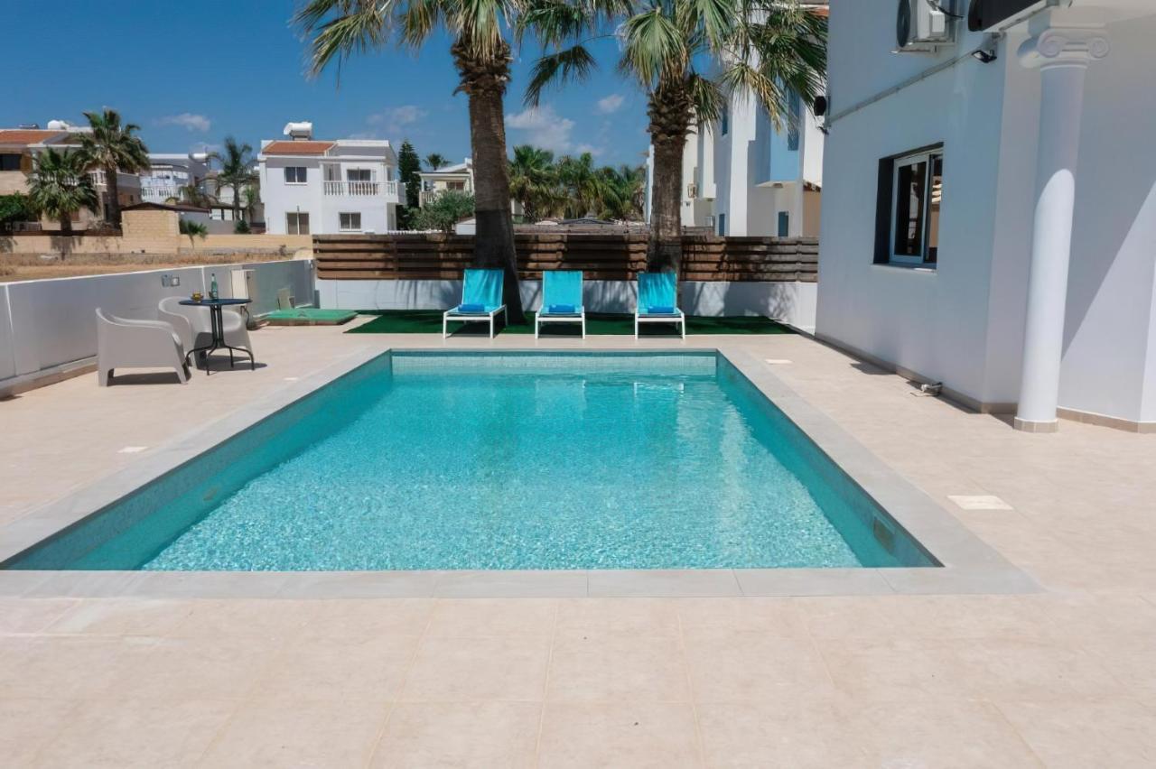 Villa Suncity Boutique Beachfront Ajia Napa Zewnętrze zdjęcie